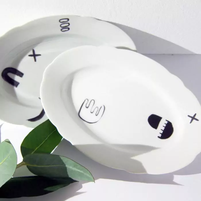 Brush strokes porcelain sticker