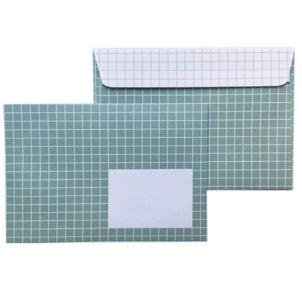 10 envelopes green / white